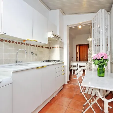 Parioli Halldis * Rome