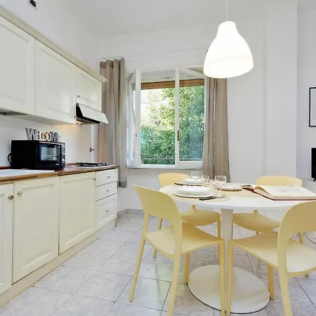 Apartment Parioli Halldis *